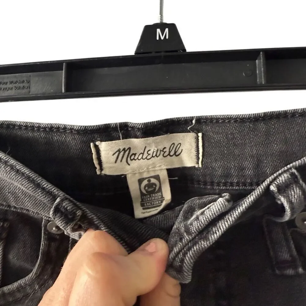 Madewell high rise denim shorts size 25